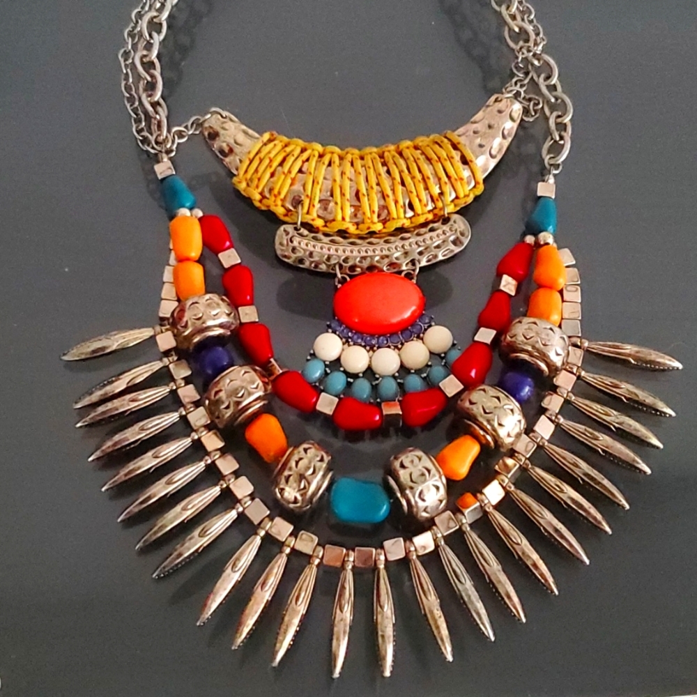 Beaded necklace